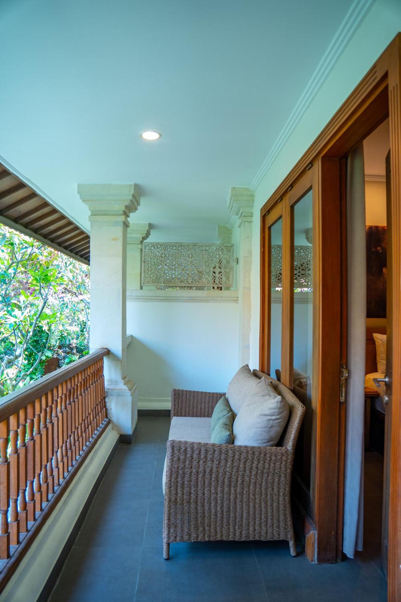 Puri Raja Hotel Legian  Ngoại thất bức ảnh