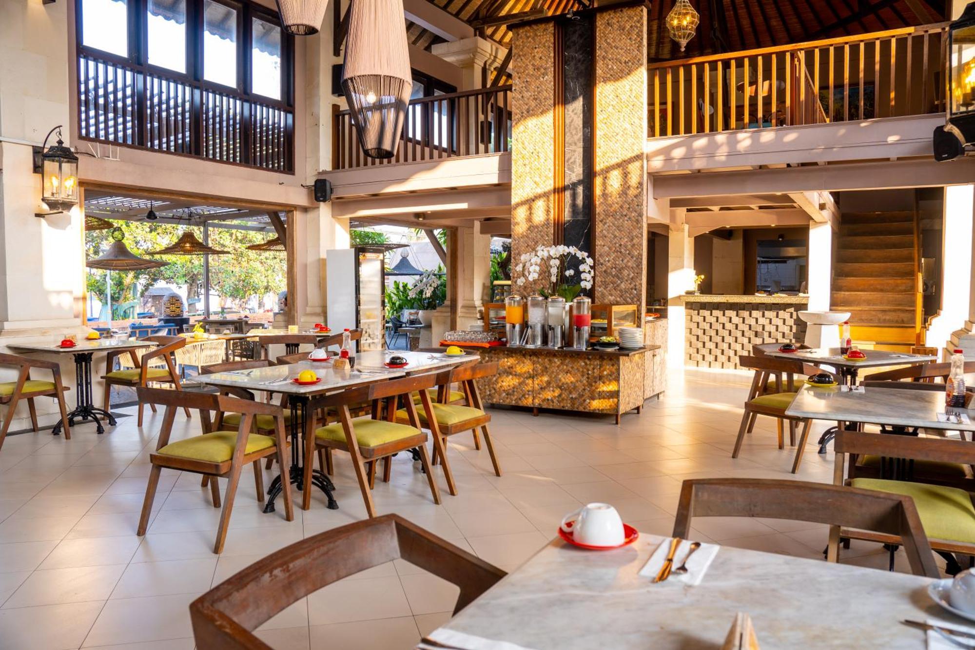 Puri Raja Hotel Legian  Ngoại thất bức ảnh