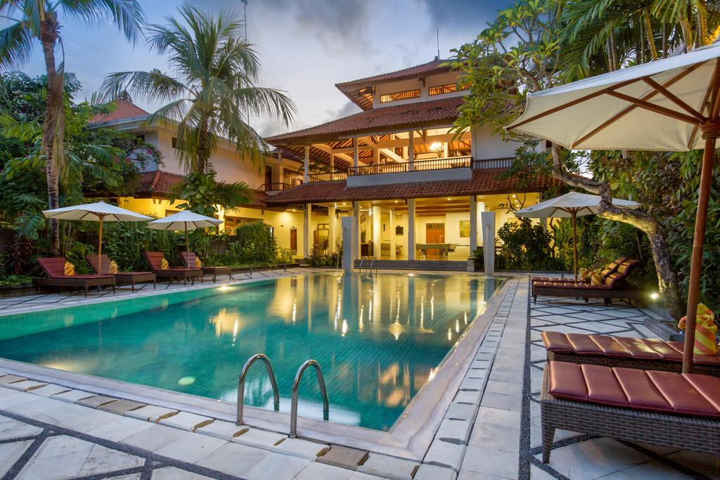 Puri Raja Hotel Legian  Ngoại thất bức ảnh