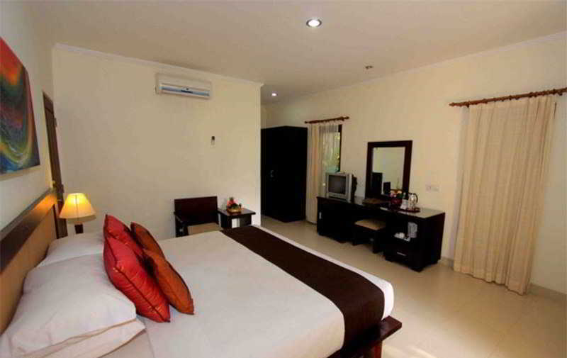 Puri Raja Hotel Legian  Ngoại thất bức ảnh