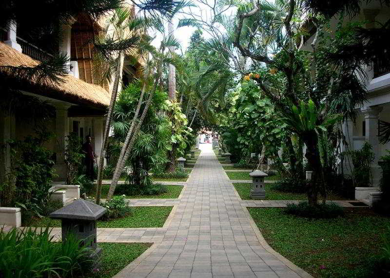 Puri Raja Hotel Legian  Ngoại thất bức ảnh