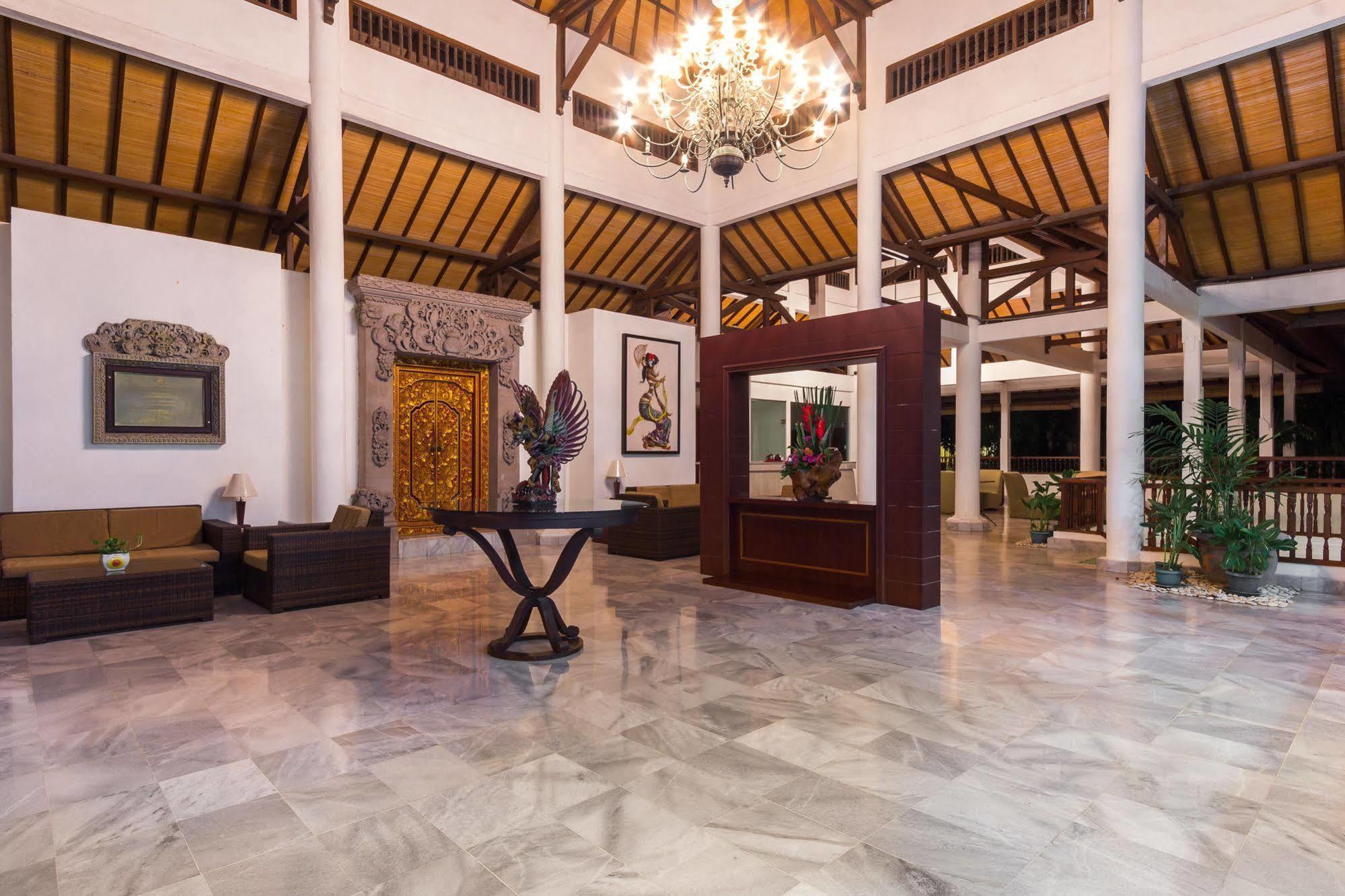 Puri Raja Hotel Legian  Ngoại thất bức ảnh